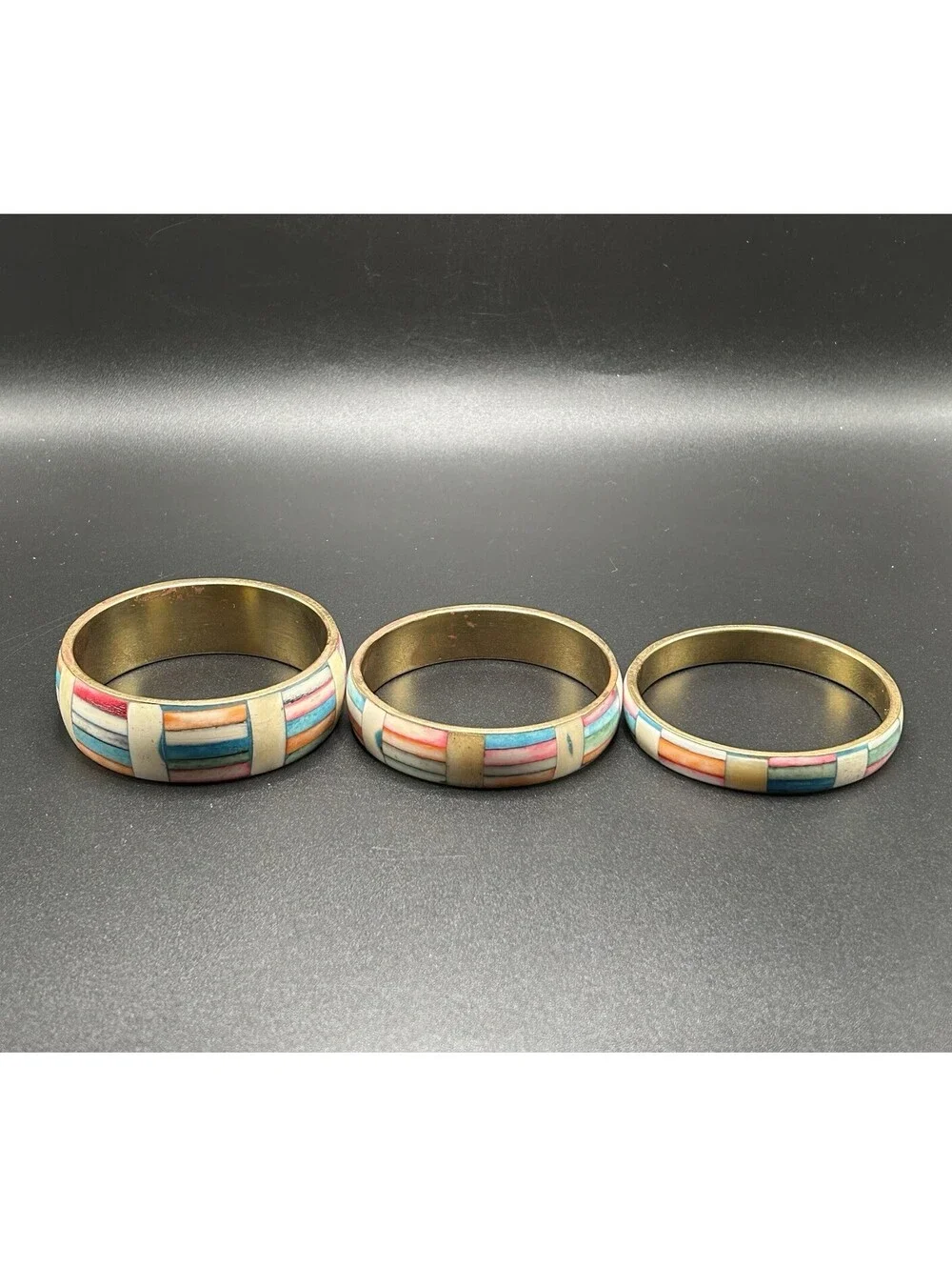 Vintage Set Of 3 Brass / Plaid Pastel Colored Bangles 1970’s